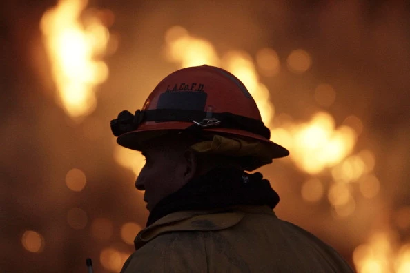 Brush Fire Threatens Residential Neighborhood Near Glendora