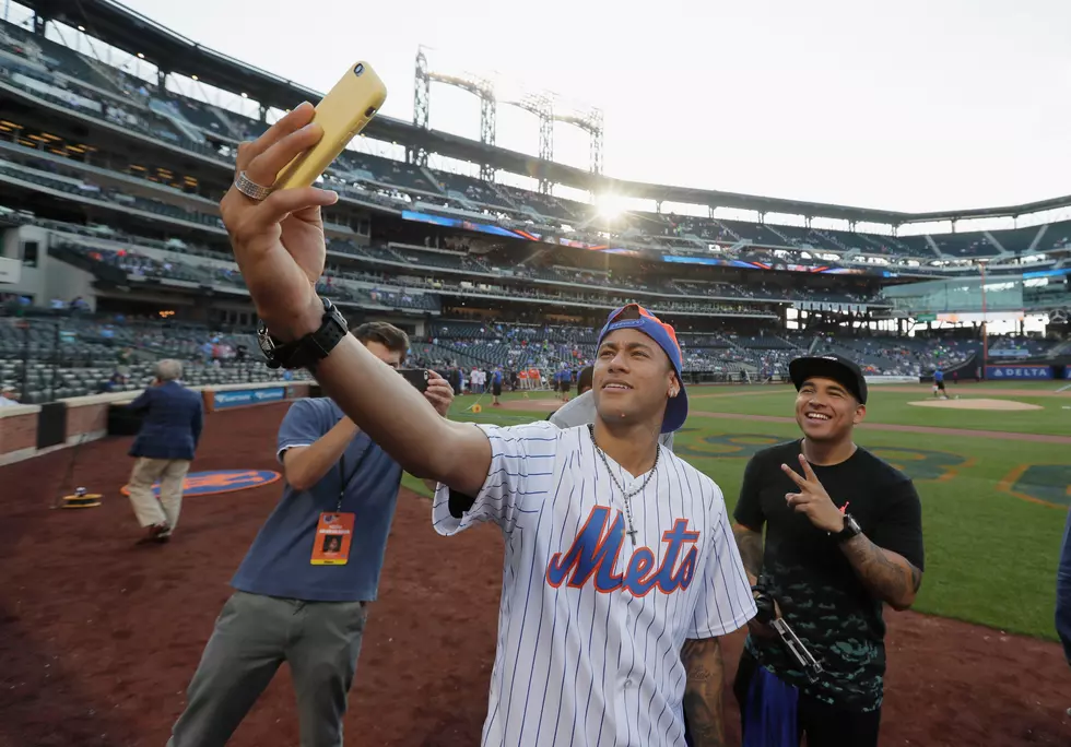 International Soccer Star Hangs Out With The Mets At Citi Field