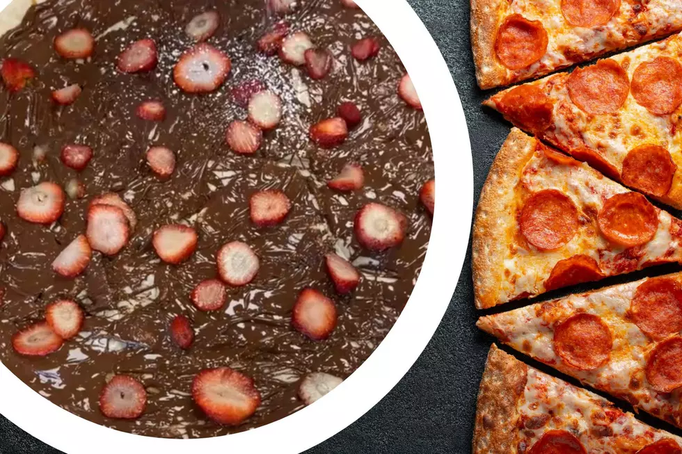 Vinnies Pizza in Barnegat, NJ Is Serving a Nutella Strawberry Dessert Pizza That’s Turning Heads